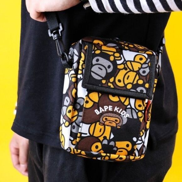 NEW! Bape Babe Milo Unisex Shoulder Kids Bag Style Waterproof Crossbody - Picture 1 of 10